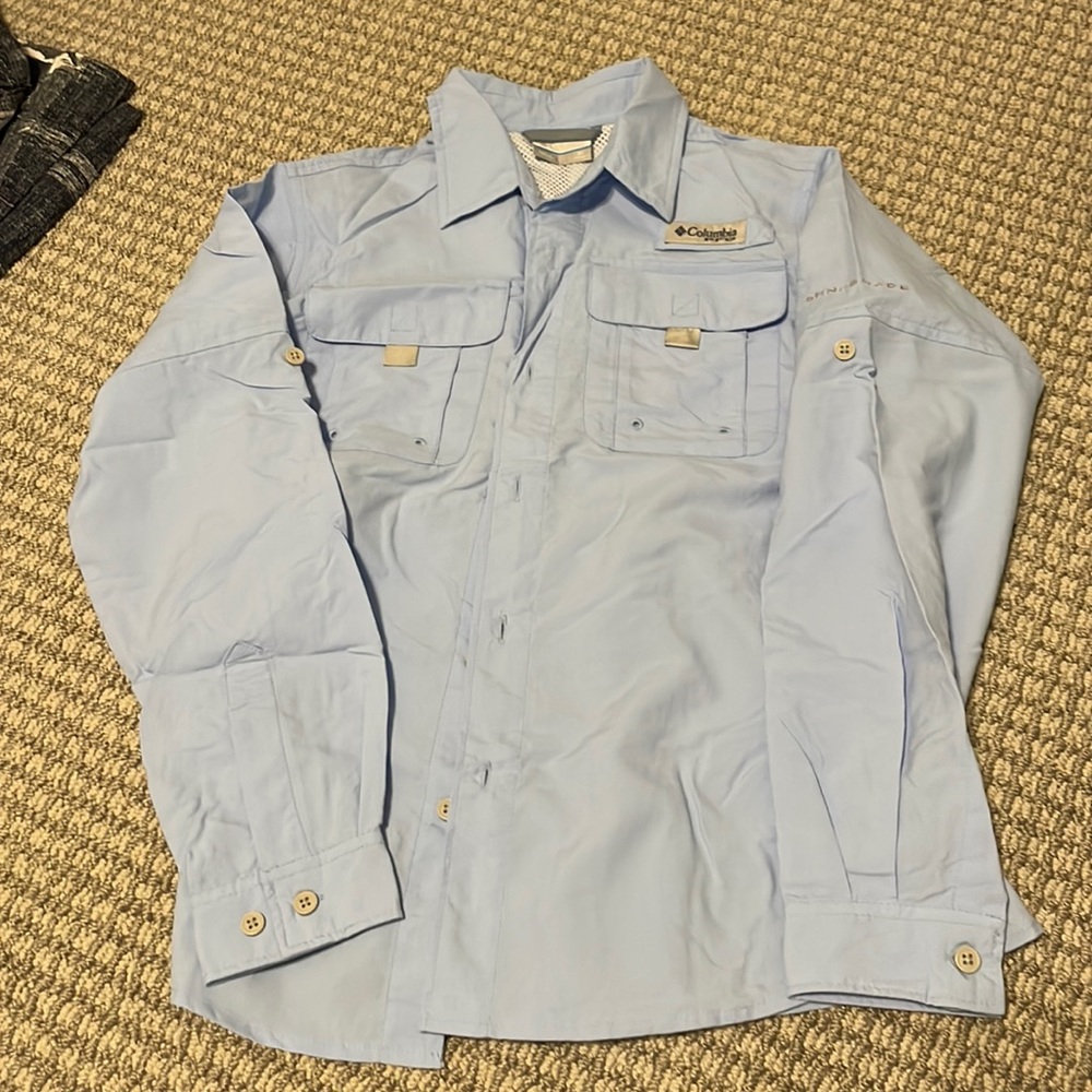Columbia boys 10/12 fishing shirt never worn
